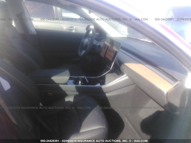 5YJ3E1EB3JF091380 - 2018 TESLA MODEL 3 RED photo 5