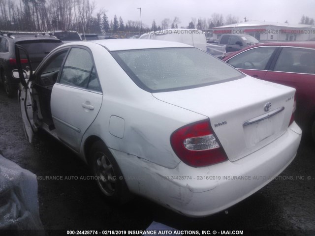 4T1BE32K33U202768 - 2003 TOYOTA CAMRY LE/XLE/SE WHITE photo 3