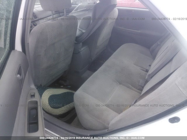 4T1BE32K33U202768 - 2003 TOYOTA CAMRY LE/XLE/SE WHITE photo 8