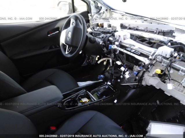 JTDKARFP2J3070002 - 2018 TOYOTA PRIUS PRIME  SILVER photo 5