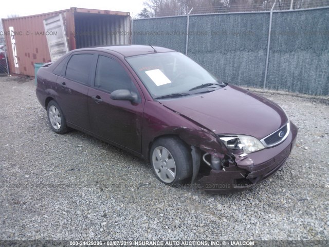 1FAFP34NX6W121689 - 2006 FORD FOCUS ZX4 MAROON photo 1