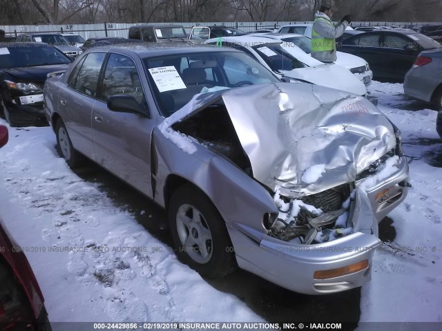 4T1BG12KXTU817638 - 1996 TOYOTA CAMRY DX/LE/XLE GOLD photo 1