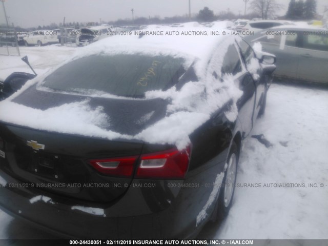 1G1ZB5ST1JF154097 - 2018 CHEVROLET MALIBU LS GRAY photo 4