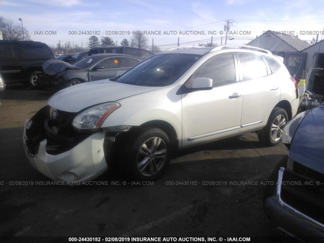 JN8AS5MT8CW268607 - 2012 NISSAN ROGUE S/SV WHITE photo 2