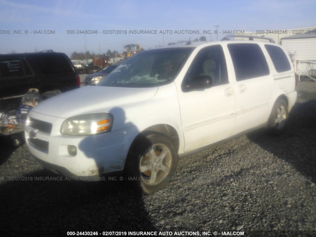 1GNDV33L35D177093 - 2005 CHEVROLET UPLANDER LT WHITE photo 2