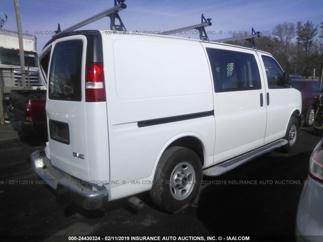 1GTW7AFF0H1915699 - 2017 GMC SAVANA G2500 WHITE photo 4