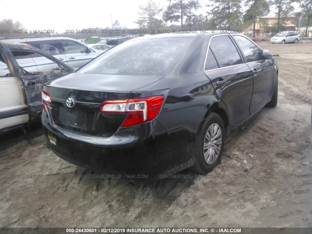 4T1BF1FK0DU711049 - 2013 TOYOTA CAMRY L/SE/LE/XLE 黑色 照片 4
