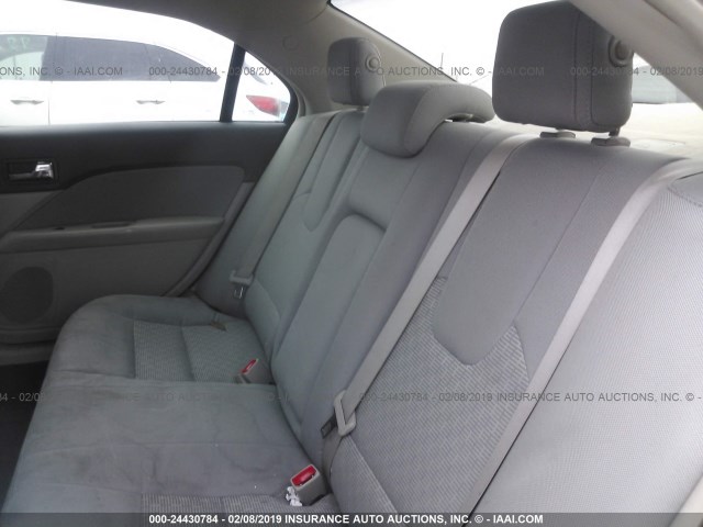 3FAHP0GA2CR320119 - 2012 FORD FUSION S WHITE photo 8