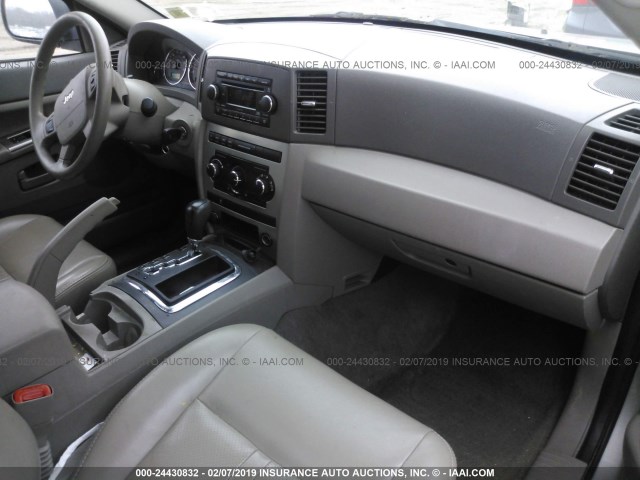 1J8GR48K17C606054 - 2007 JEEP GRAND CHEROKEE LAREDO/COLUMBIA/FREEDOM 棕色 照片 5