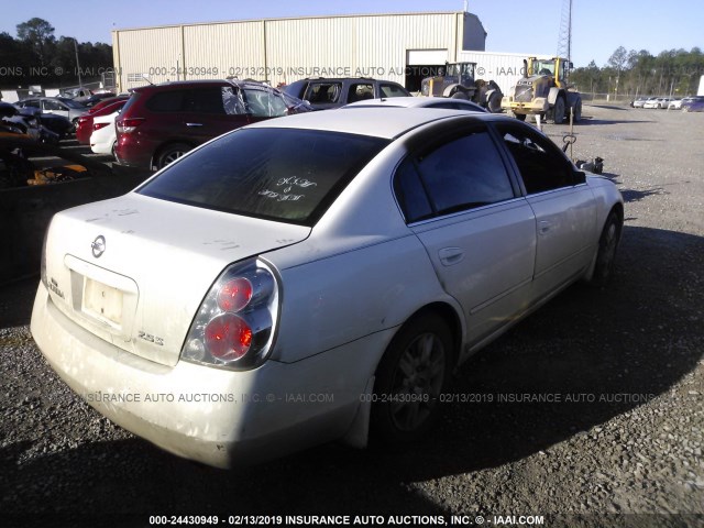 1N4AL11D66C169214 - 2006 NISSAN ALTIMA S/SL WHITE photo 4