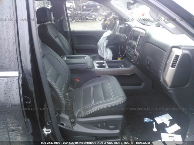 3GTU2PEJ3JG105117 - 2018 GMC SIERRA K1500 DENALI BLACK photo 5