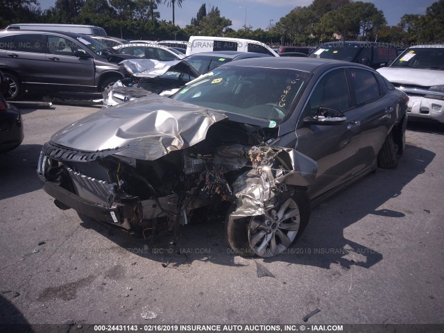 5XXGT4L34JG265426 - 2018 KIA OPTIMA LX/S GRAY photo 2