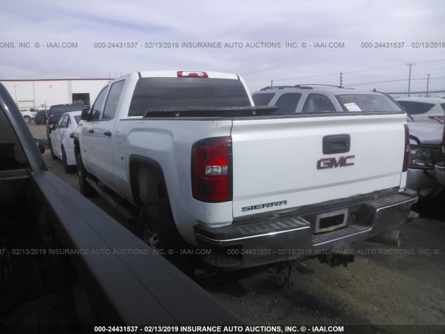 1GT12REY4HF142345 - 2017 GMC SIERRA K2500 HEAVY DUTY WHITE photo 3