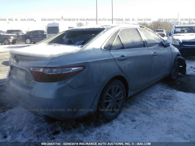 4T1BF1FK3FU068165 - 2015 TOYOTA CAMRY LE/XLE/SE/XSE 银色 照片 4