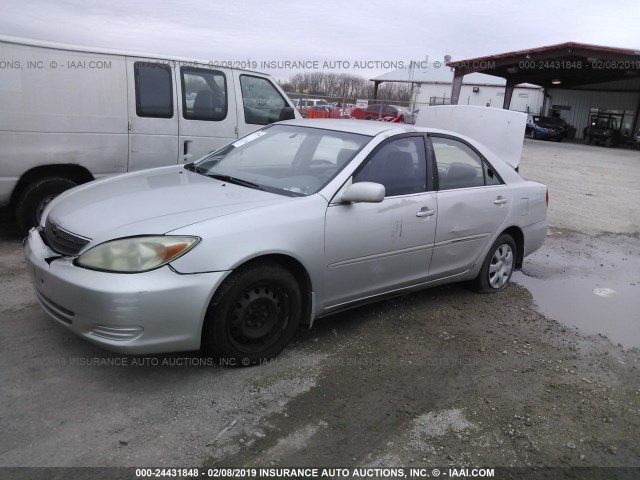 4T1BE32K94U862251 - 2004 TOYOTA CAMRY LE/XLE/SE SILVER photo 2