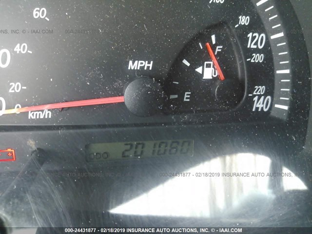 JTDBE32KX40257036 - 2004 TOYOTA CAMRY LE/XLE 灰色 照片 7