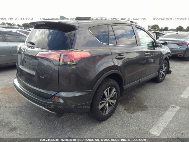 2T3WFREV2GW250248 - 2016 TOYOTA RAV4 XLE GRAY photo 4