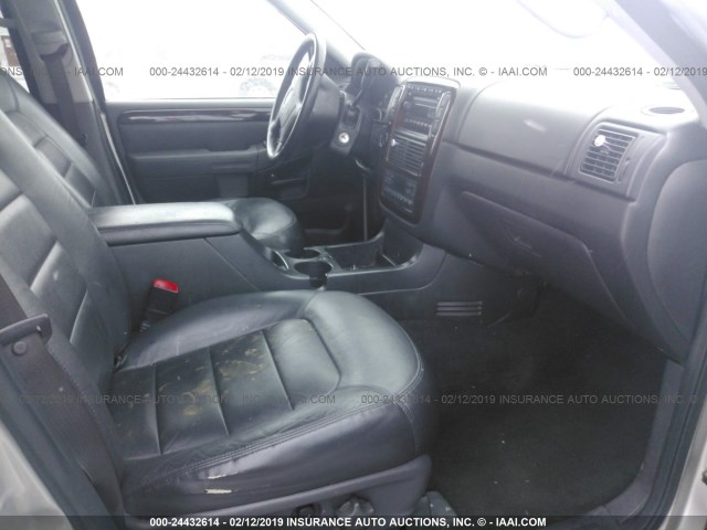 1FMDU75K85ZA72300 - 2005 FORD EXPLORER LIMITED SILVER photo 5