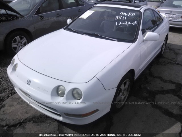 JH4DC238XRS007950 - 1994 ACURA INTEGRA GSR WHITE photo 2