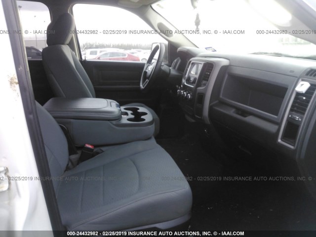 1C6RR6FG7ES235387 - 2014 RAM 1500 ST WHITE photo 5