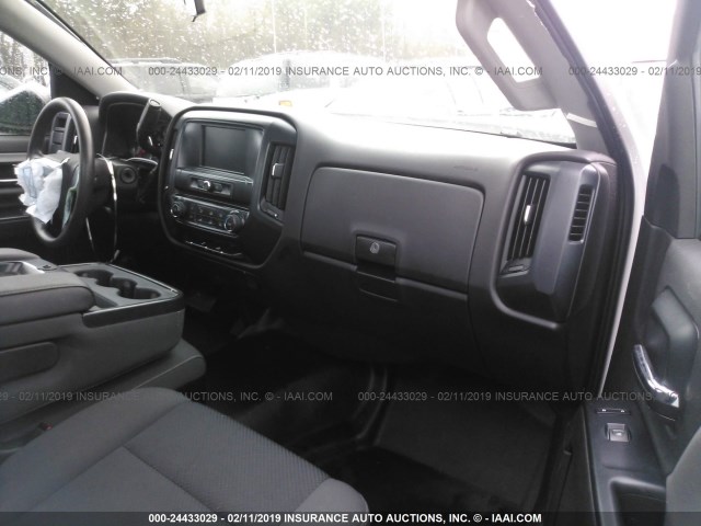 1GTN1LEC7JZ903105 - 2018 GMC SIERRA C1500 WHITE photo 5