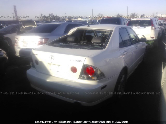 JTHBD182110024669 - 2001 LEXUS IS 300 WHITE photo 4