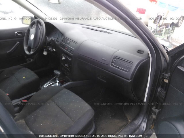 3VWRA29M6XM015886 - 1999 VOLKSWAGEN JETTA GL BLACK photo 5