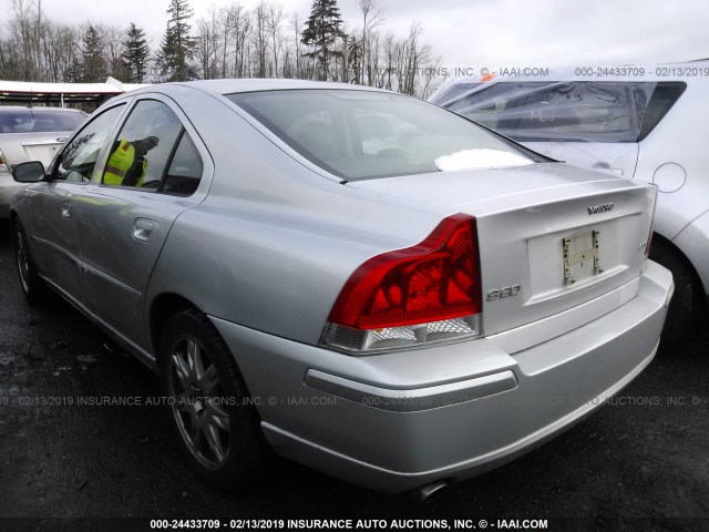 YV1RS592852436023 - 2005 VOLVO S60 2.5T SILVER photo 3