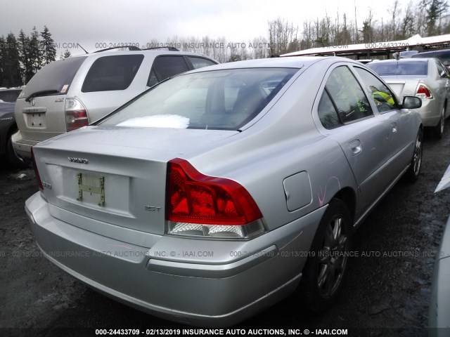 YV1RS592852436023 - 2005 VOLVO S60 2.5T SILVER photo 4