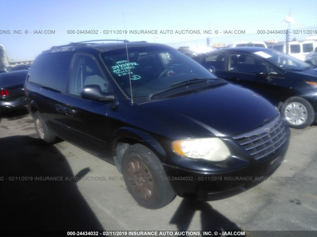 2C4GP44R75R100930 - 2005 CHRYSLER TOWN & COUNTRY LX BLACK photo 1