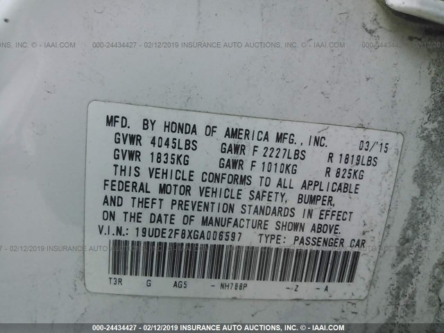 19UDE2F8XGA006597 - 2016 ACURA ILX PREMIUM STYLE/TECH STYLE WHITE photo 9