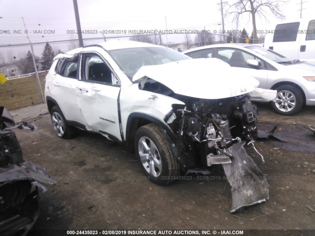 3C4NJDBB3JT320801 - 2018 JEEP COMPASS LATITUDE WHITE photo 1