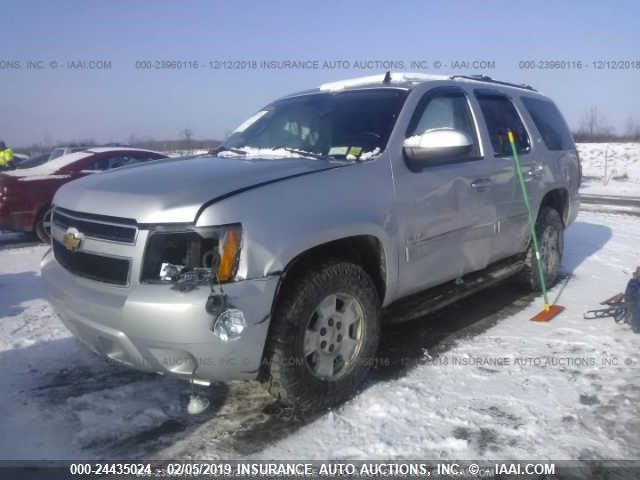 1GNSKBE07BR208681 - 2011 CHEVROLET TAHOE K1500 LT SILVER photo 2