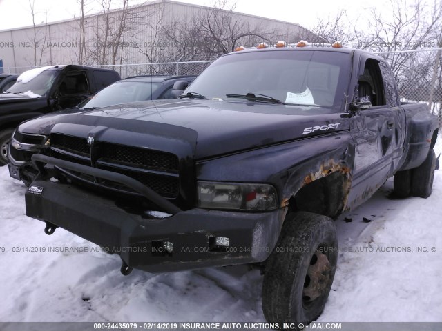 1B7MF33621J286530 - 2001 DODGE RAM 3500 BLACK photo 2