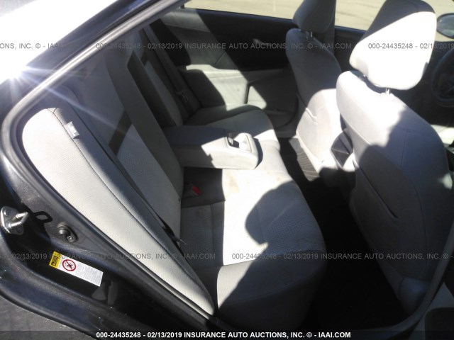 4T1BF1FK8DU263692 - 2013 TOYOTA CAMRY L/SE/LE/XLE ნაცრისფერი ფოტო 8