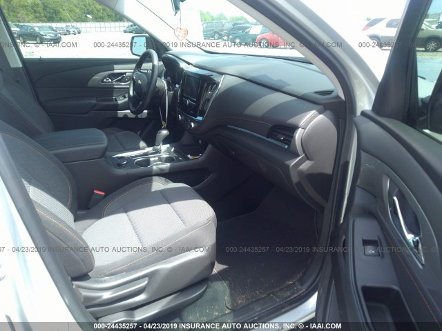 1GNERFKW7KJ209420 - 2019 CHEVROLET TRAVERSE SILVER photo 5