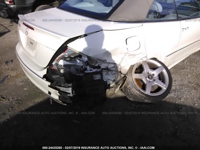 WDBTK75G45T034839 - 2005 MERCEDES-BENZ CLK 500 WHITE photo 6