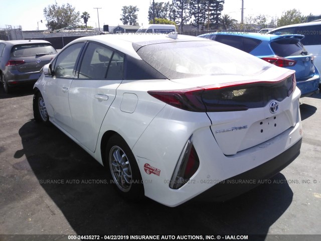 JTDKARFP5H3063782 - 2017 TOYOTA PRIUS PRIME  WHITE photo 3