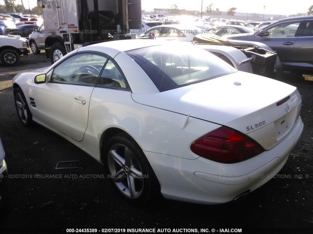 WDBSK75F46F108750 - 2006 MERCEDES-BENZ SL 500 WHITE photo 3