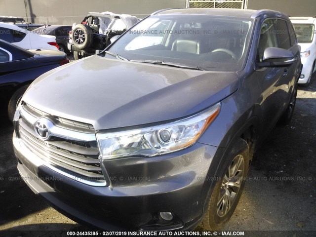 5TDKKRFH4GS501078 - 2016 TOYOTA HIGHLANDER XLE GRAY photo 2