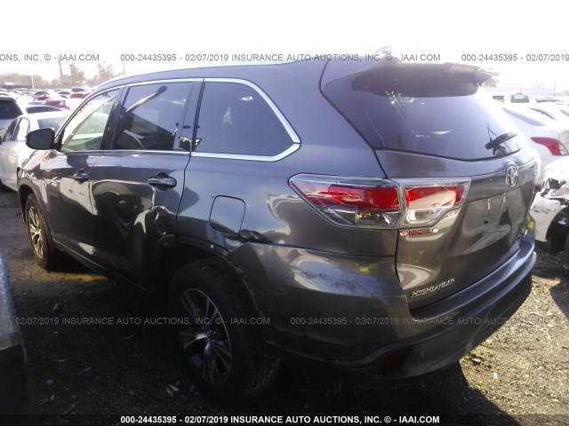 5TDKKRFH4GS501078 - 2016 TOYOTA HIGHLANDER XLE GRAY photo 3