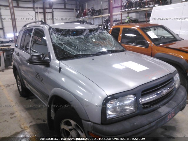 2CNBJ734236931247 - 2003 CHEVROLET TRACKER ZR2 SILVER photo 1