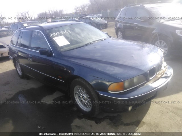 WBADP6348YBV64121 - 2000 BMW 528 IT AUTOMATIC BLUE photo 1