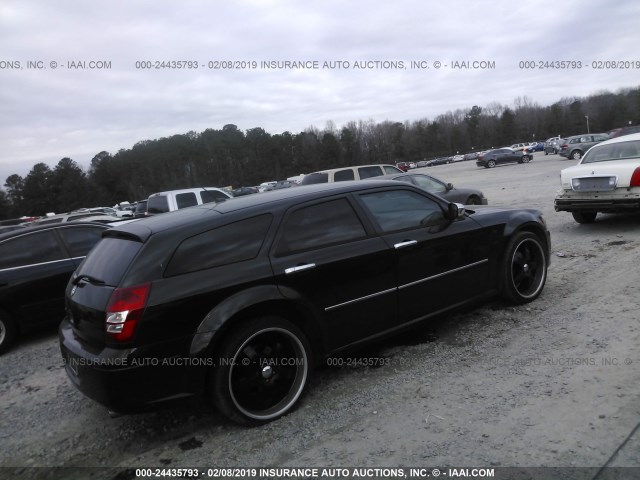 2D4FV47T18H147277 - 2008 DODGE MAGNUM BLACK photo 4