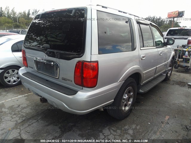 5LMPU28A8YLJ00393 - 2000 LINCOLN NAVIGATOR Күміс фото 4