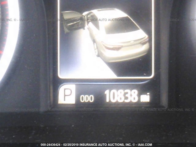 4T1BF1FKXHU669057 - 2017 TOYOTA CAMRY LE/XLE/SE/XSE SILVER photo 7