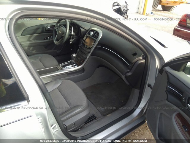 1G11C5SA6DF314214 - 2013 CHEVROLET MALIBU 1LT ვერცხლისფერი ფოტო 5