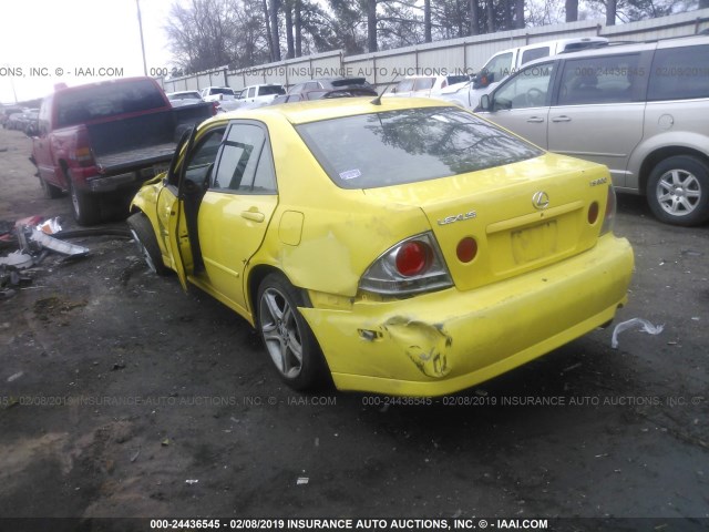 JTHBD192320038556 - 2002 LEXUS IS 300 YELLOW photo 3