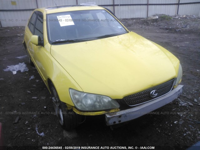 JTHBD192320038556 - 2002 LEXUS IS 300 YELLOW photo 6