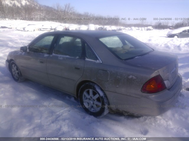 4T1BF28B51U184947 - 2001 TOYOTA AVALON XL/XLS GOLD photo 3